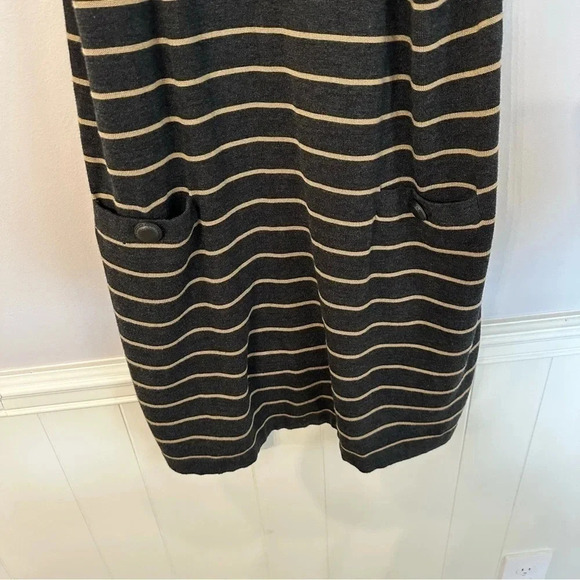 Dress Barn Women's Striped Short Puff Sleeve Dress w/ Front Pockets Sz 14/16 GUC - Picture 3 of 11